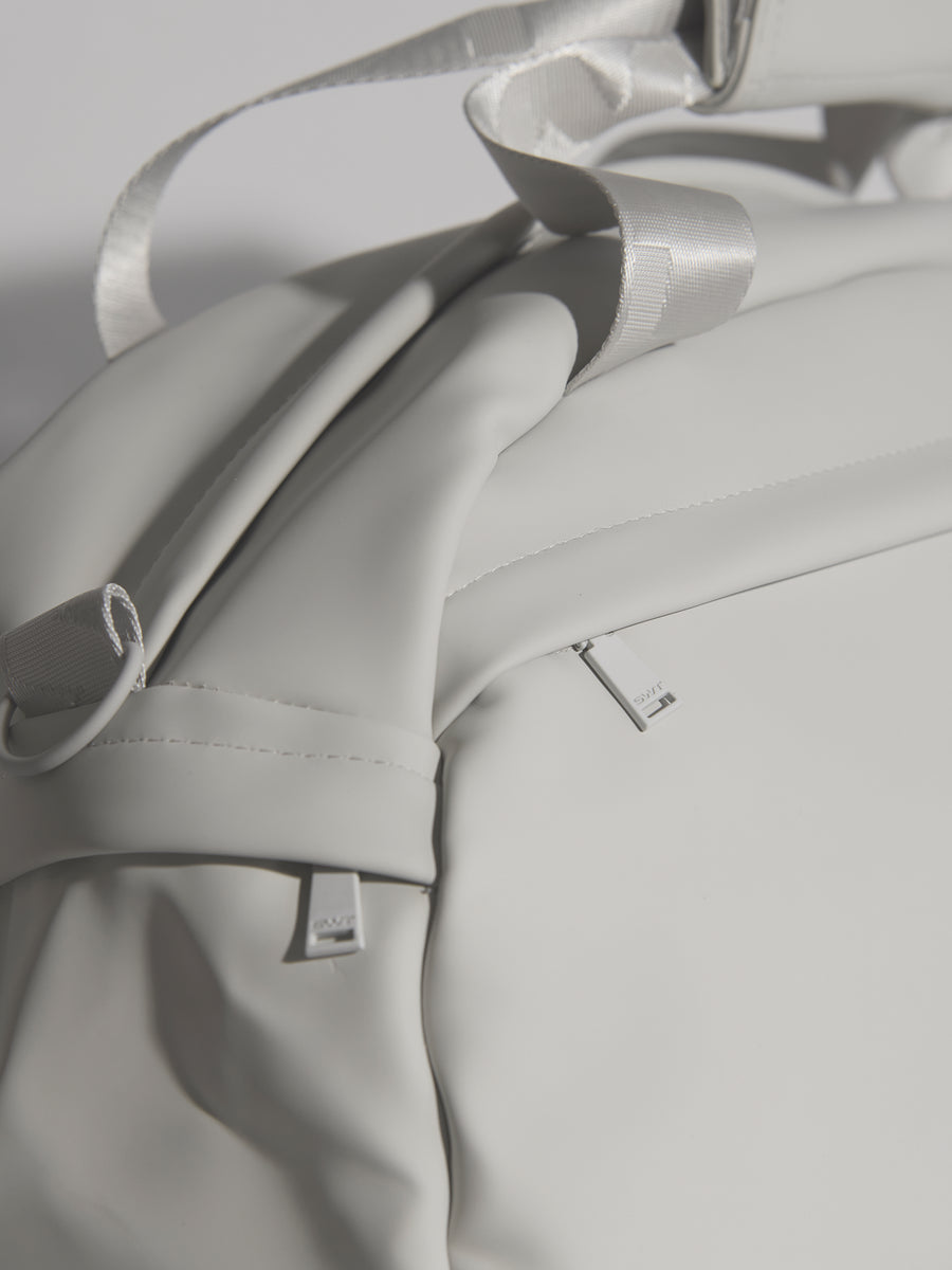 Crescent Duffle Off White