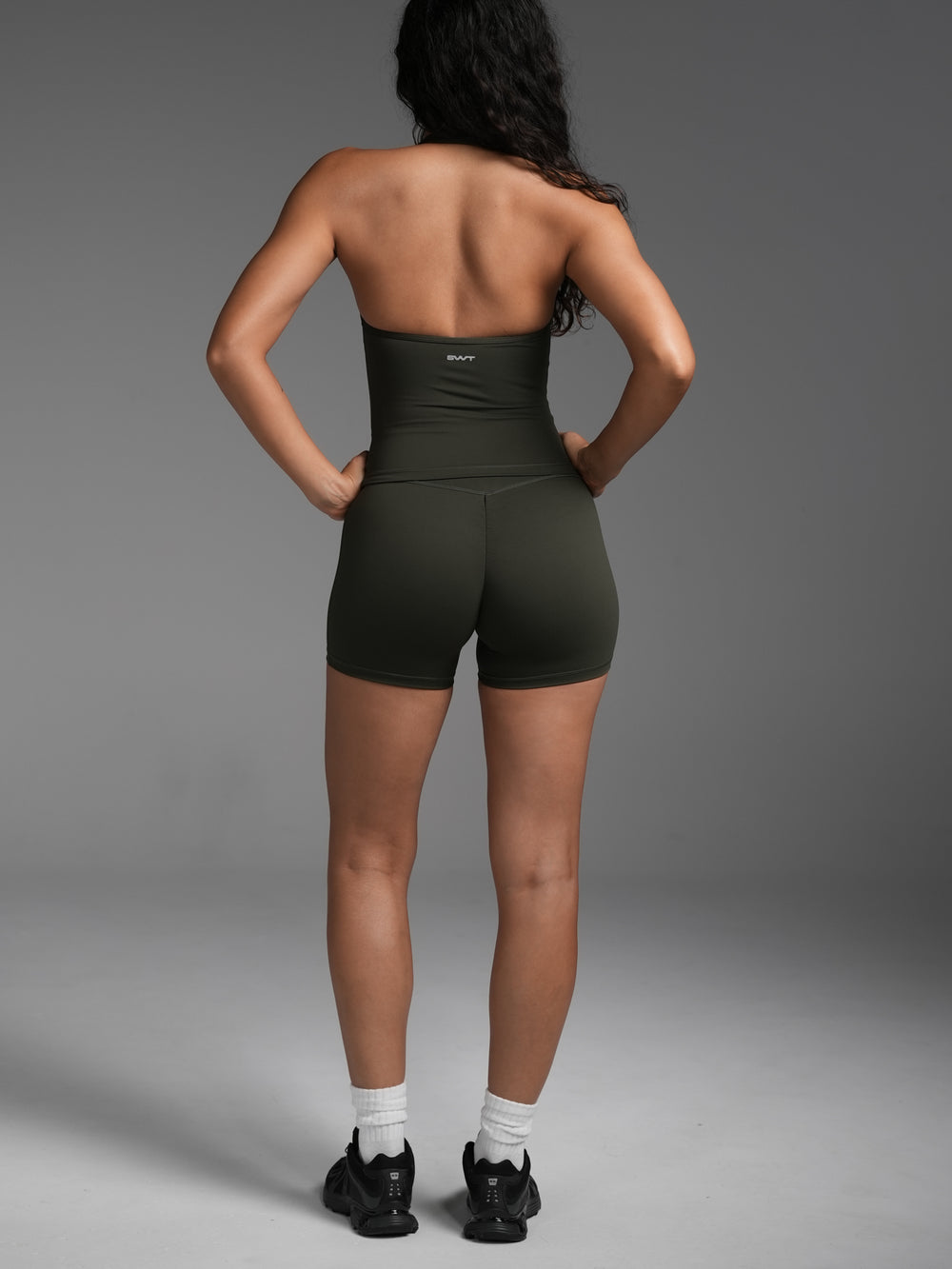 Base 4" Scrunch Shorts Ivy