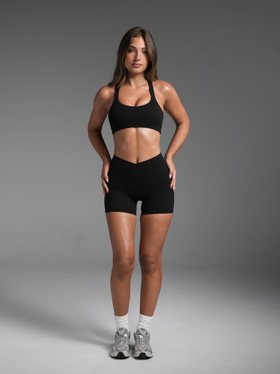 FLX Crossover Invisible Scrunch Shorts 4" Black