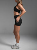 FLX Crossover Invisible Scrunch Shorts 4" Black