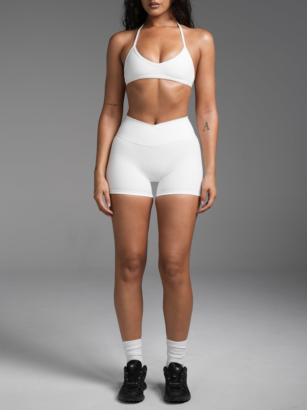 FLX Crossover Invisible Scrunch Shorts 4" White