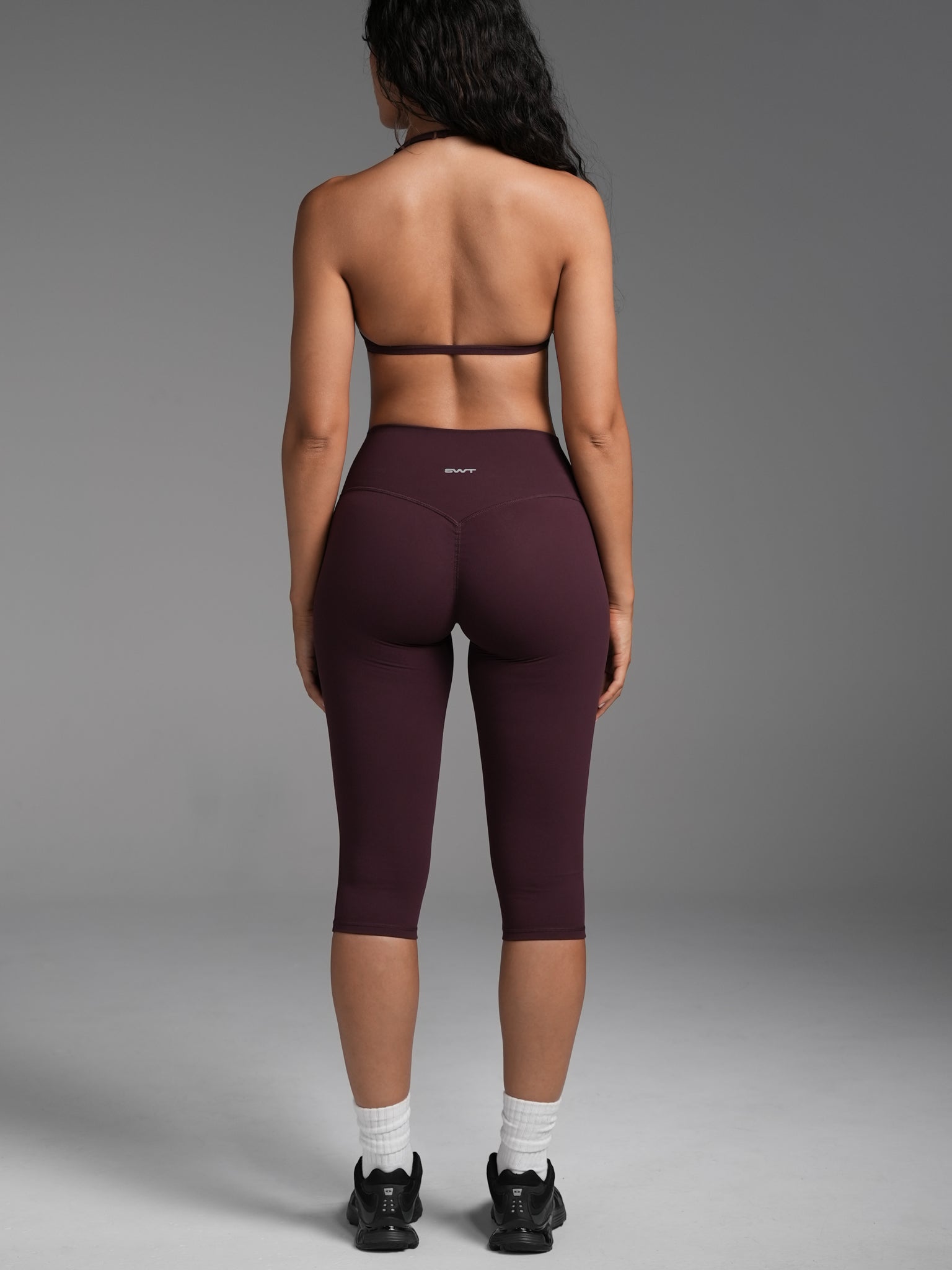Dark Cherry FLX Invisible Scrunch Capris | SWT Active