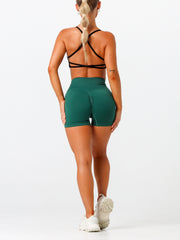 V-Scrunch Seamless Shorts#colour_evergreen