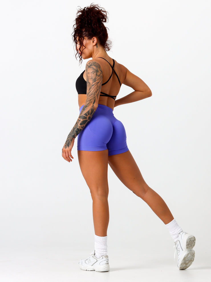 V-Scrunch Seamless Shorts