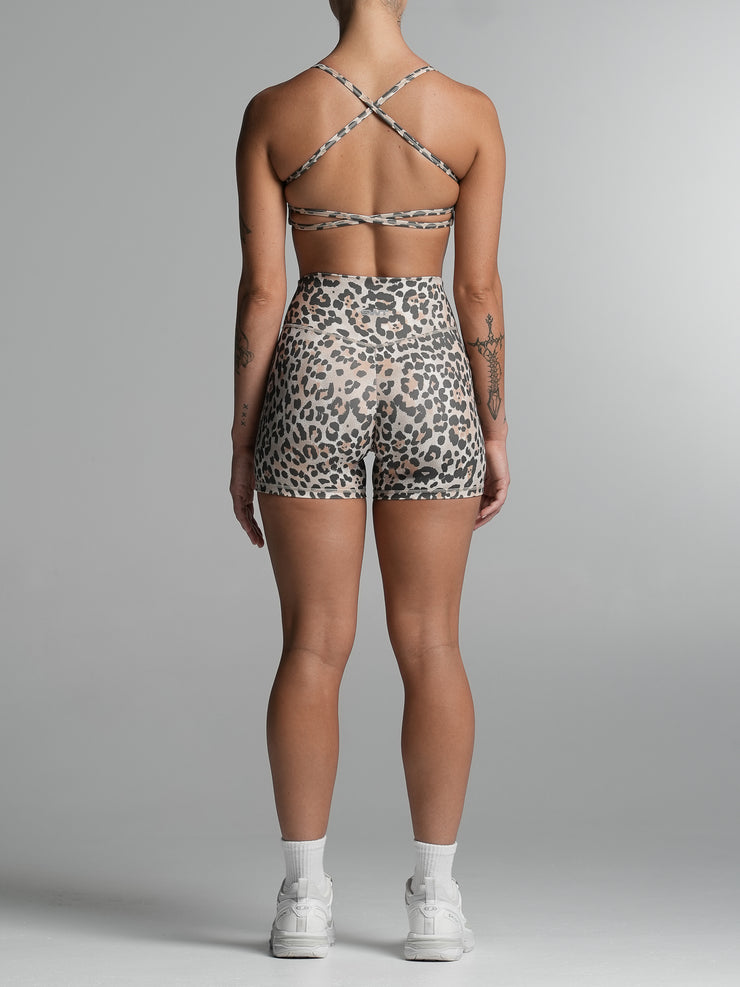 Base 4" Scrunch Shorts Leopard Luxe