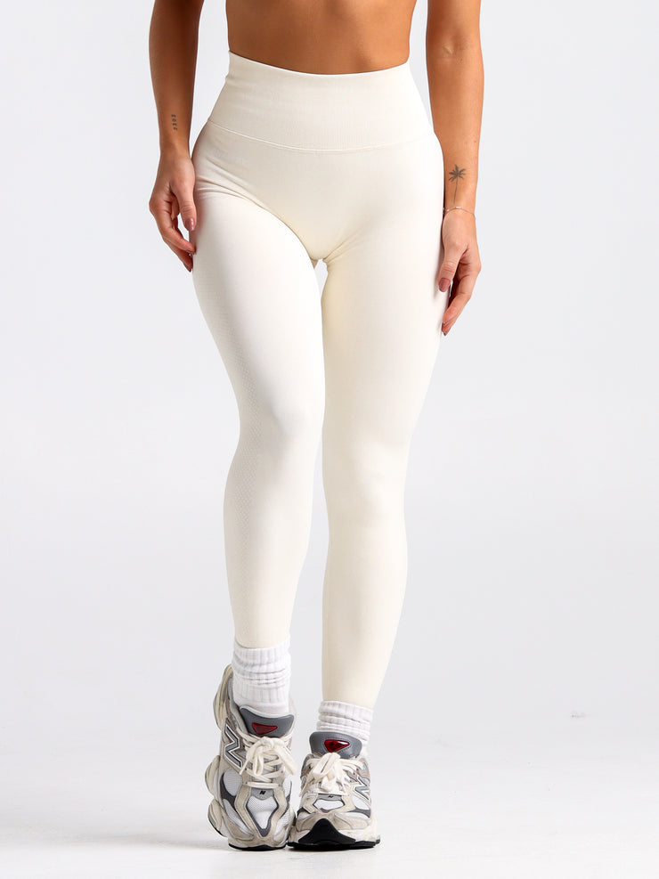 WS24 Core Scrunch Leggings